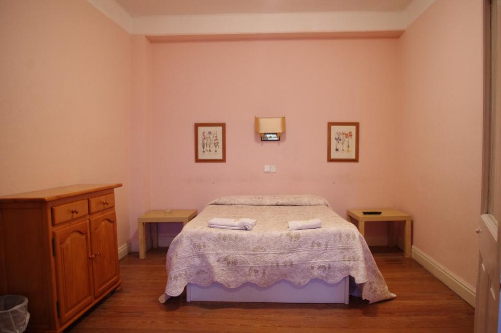 Pensión La Marina Castro Urdiales Quarto foto
